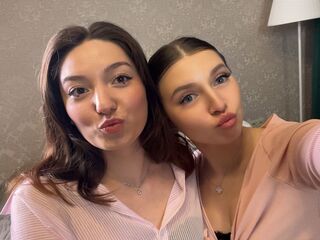 LoraAndLilian